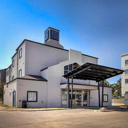 Motel 6-Cedar Park, Tx Εξωτερικό φωτογραφία